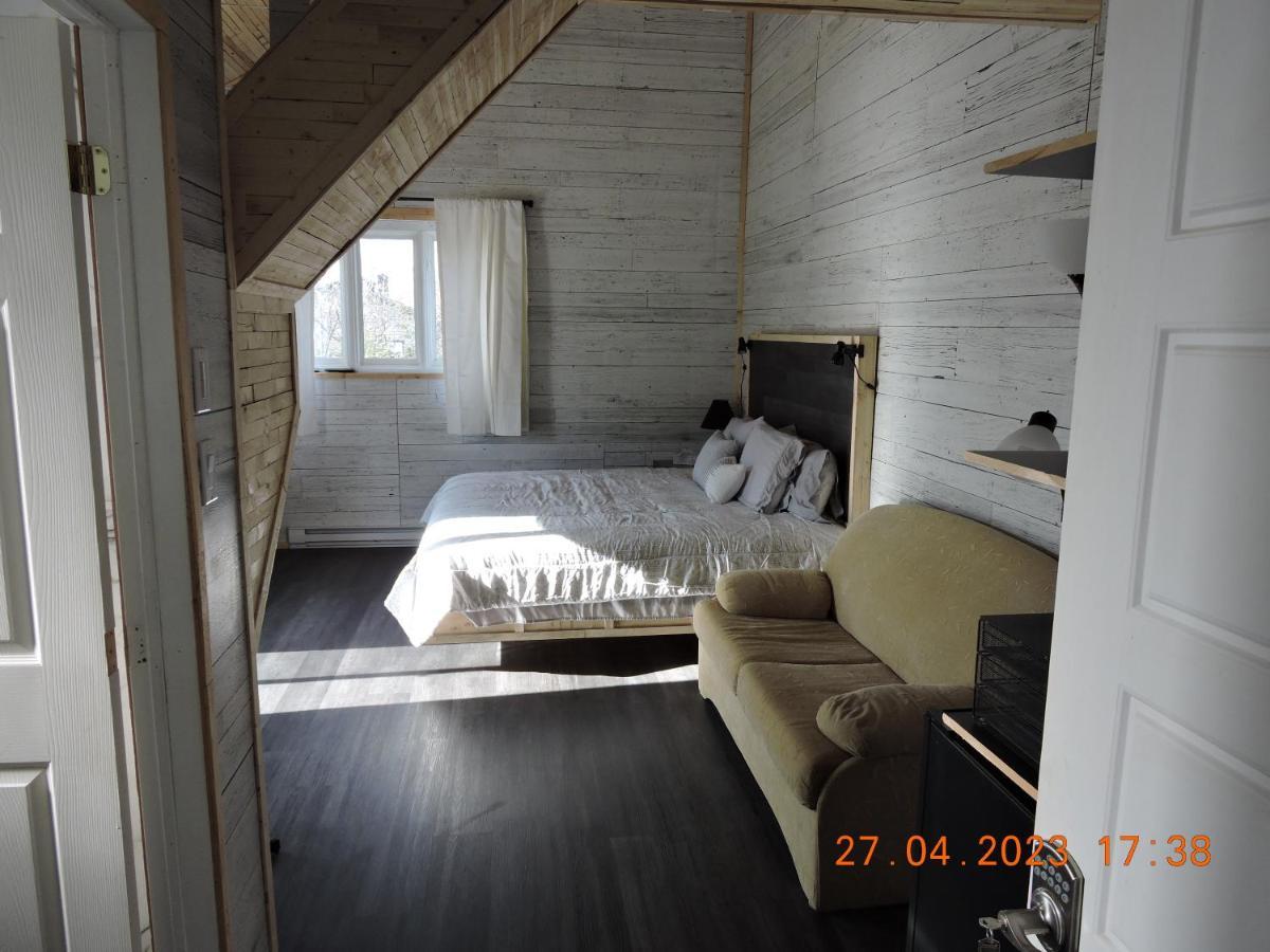 Gite Passion Et Tendresse B&B Shefford Exterior photo