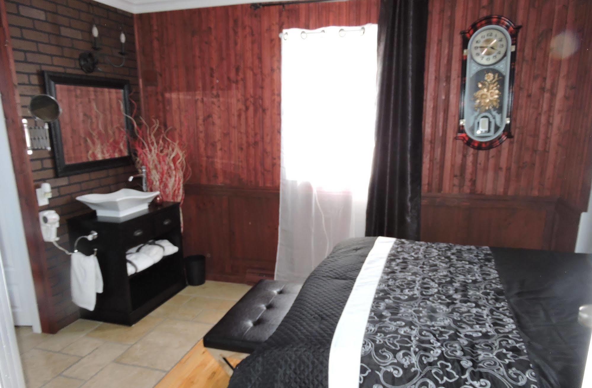 Gite Passion Et Tendresse B&B Shefford Exterior photo